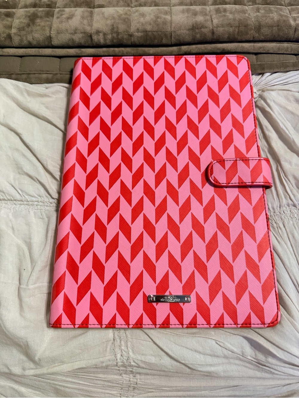 Stella & Dot Pink and Red Geometric Tablet Folio necklace holder